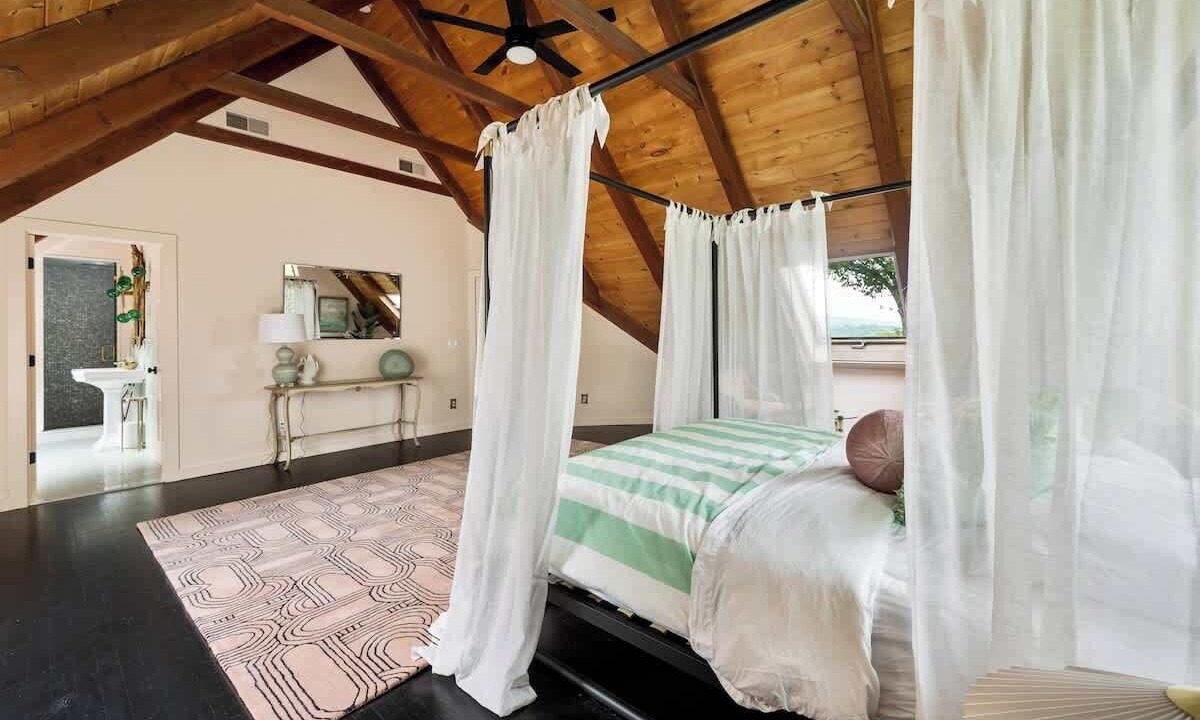 Photo of Bathroom in Kingston