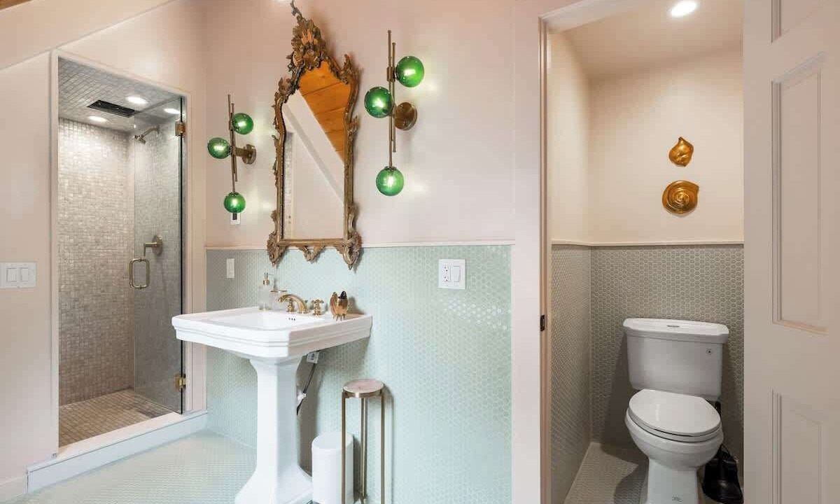 Photo of Bathroom in Kingston