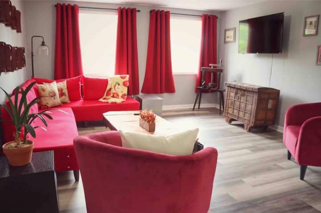 Photo of Livingroom in Kingsport