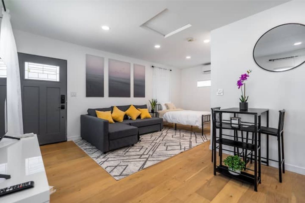 Photo of Bedroom in Del Rey