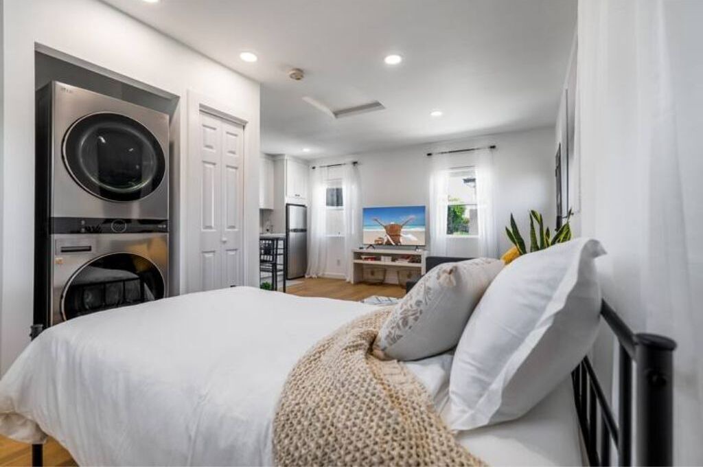 Photo of Bedroom in Del Rey
