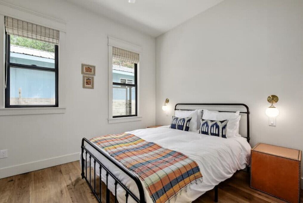 Photo of Bedroom in MLK