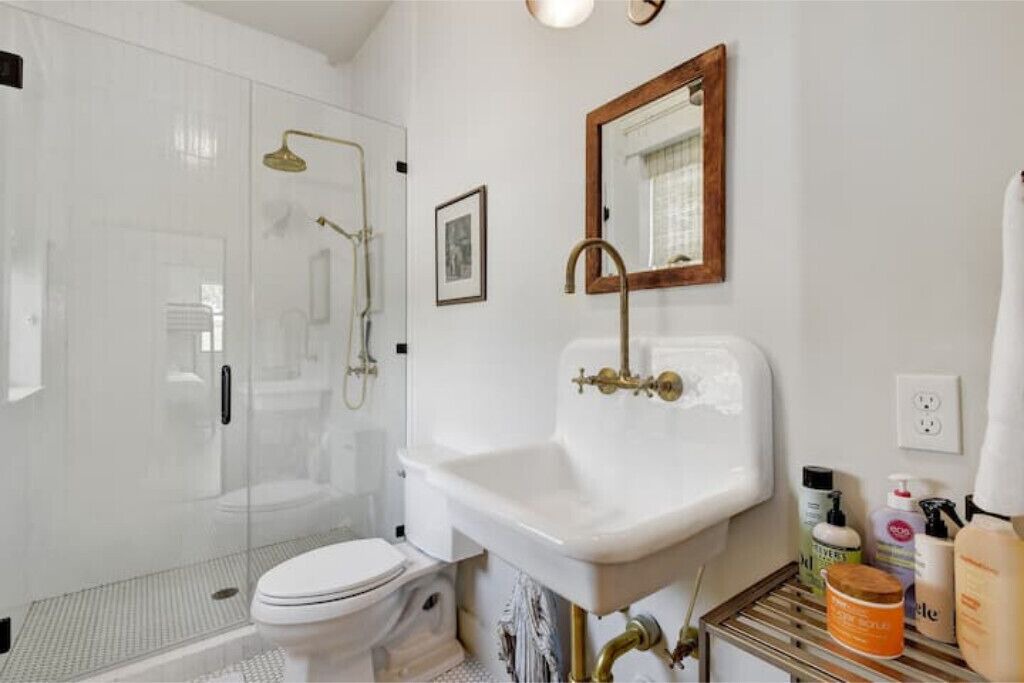 Photo of Bathroom in MLK