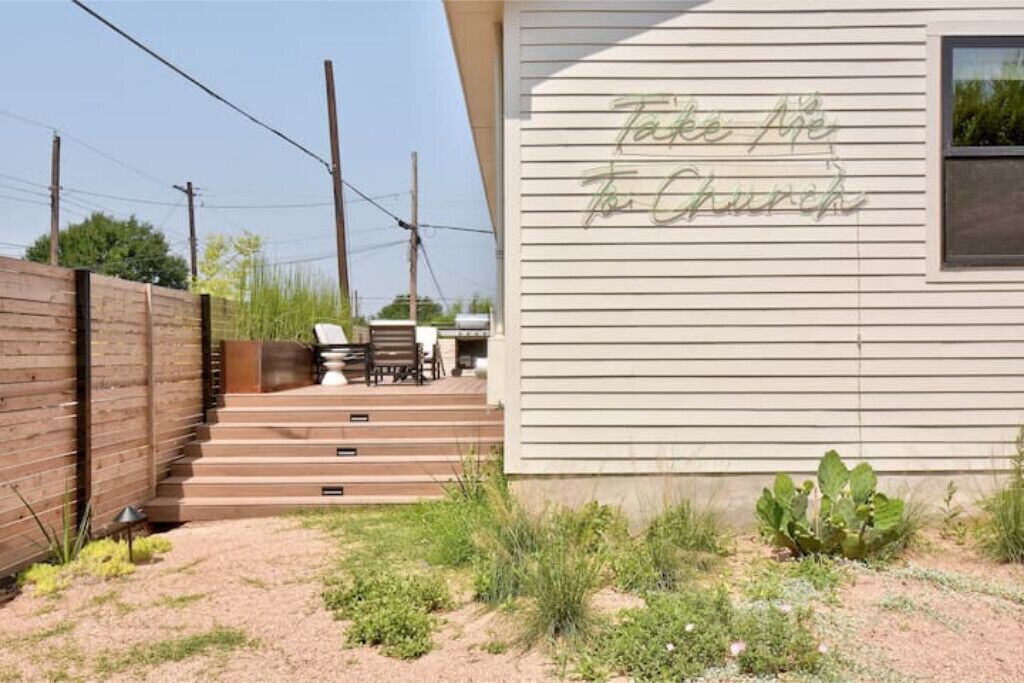 Photo of Patio Balcony in MLK