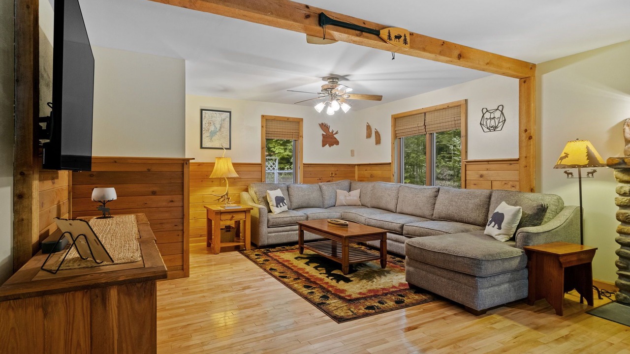 Photo of Livingroom in Town of Hope