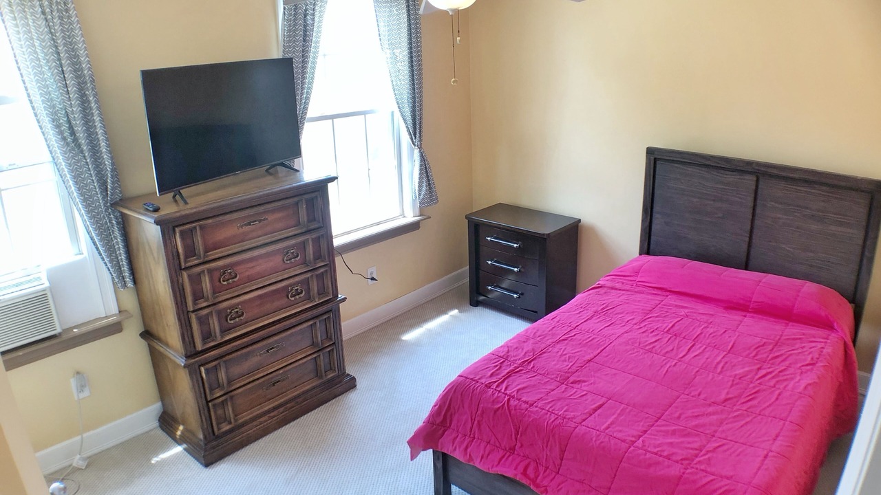 Photo of Bedroom in Greenfield