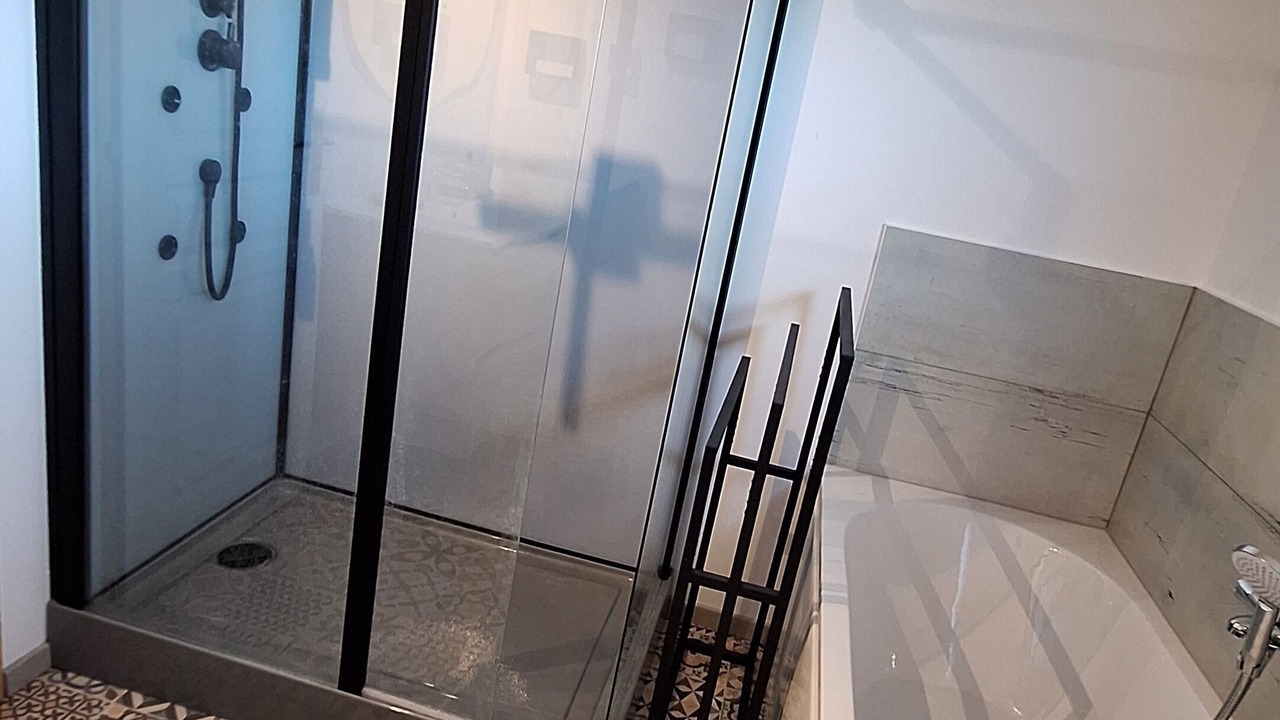Photo of Bathroom in Anduze