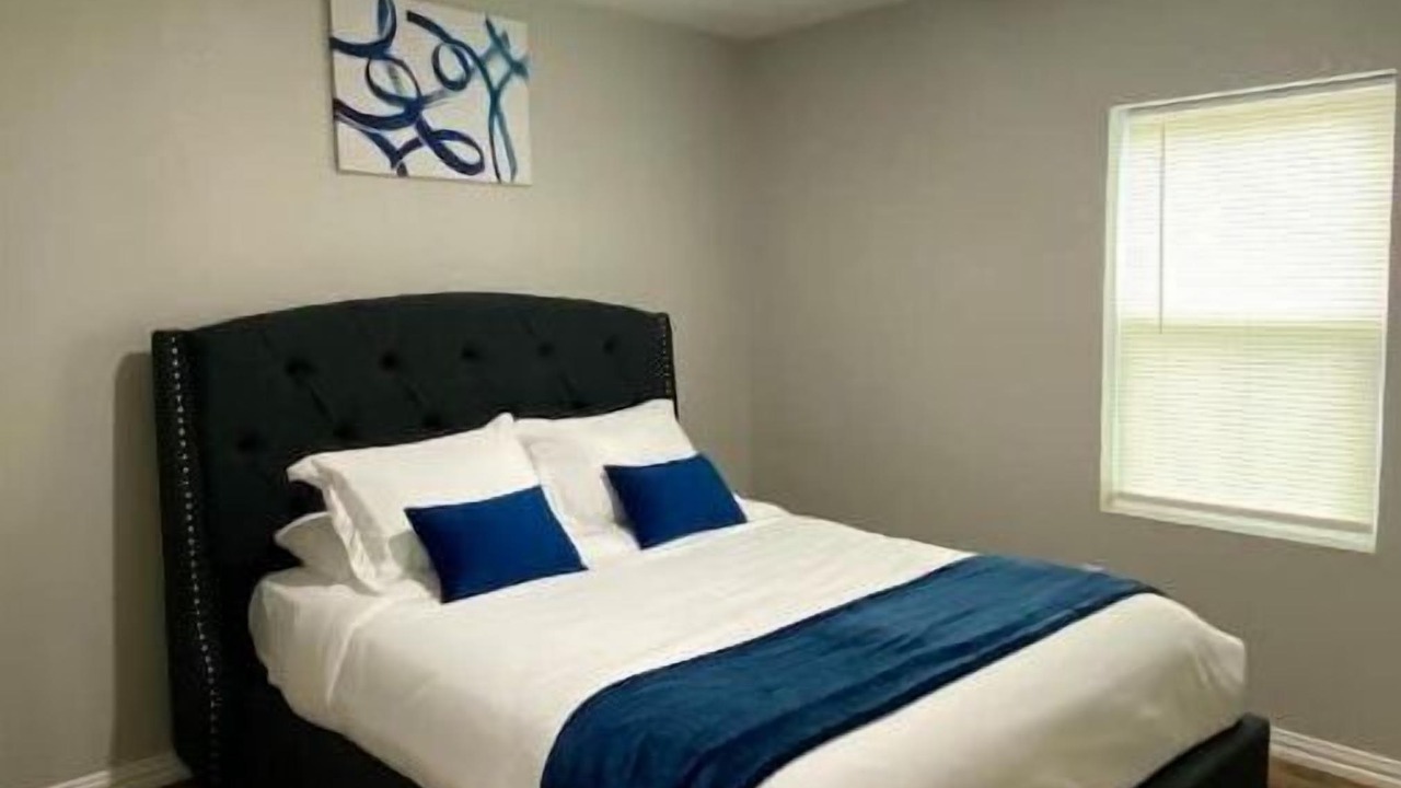 Photo of Bedroom in Comanche