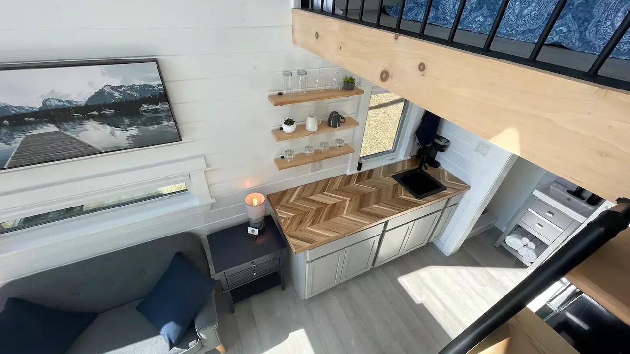 Photo of Livingroom in Clare