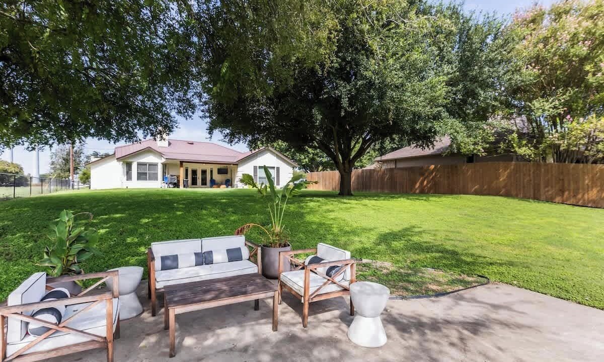 Photo of Patio Balcony in Marble Falls