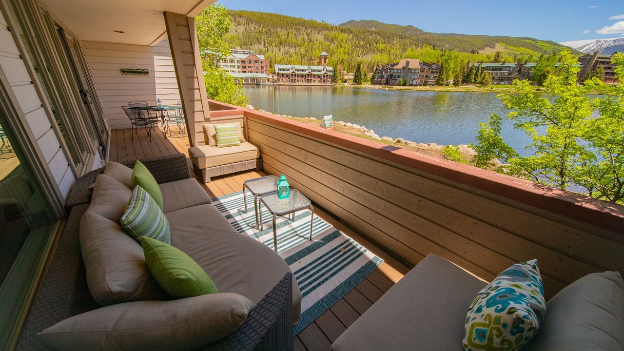 Photo of Outdoor in Lakeside Village