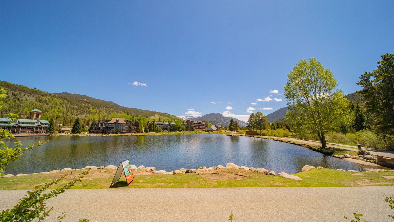 Photo of Outdoor in Lakeside Village