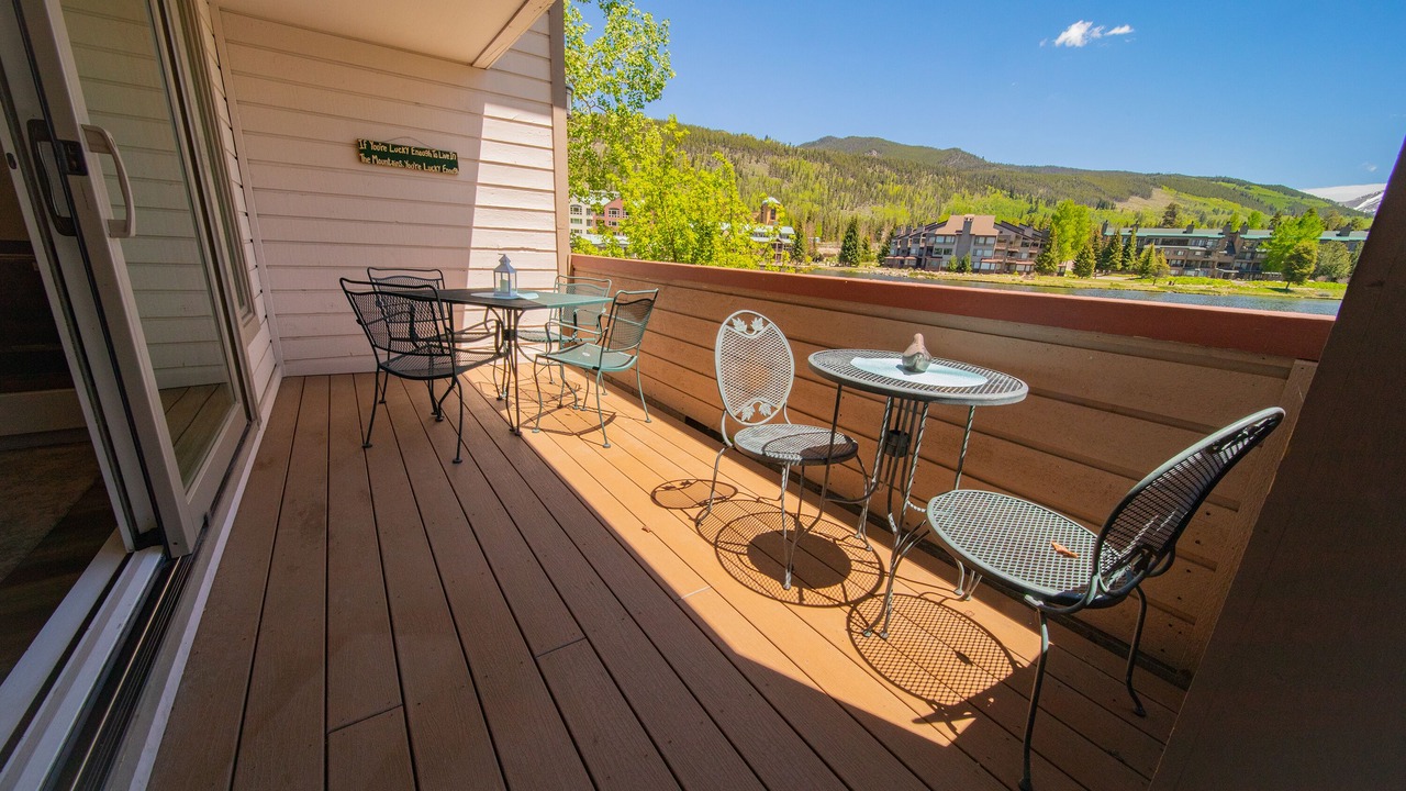 Photo of Outdoor in Lakeside Village