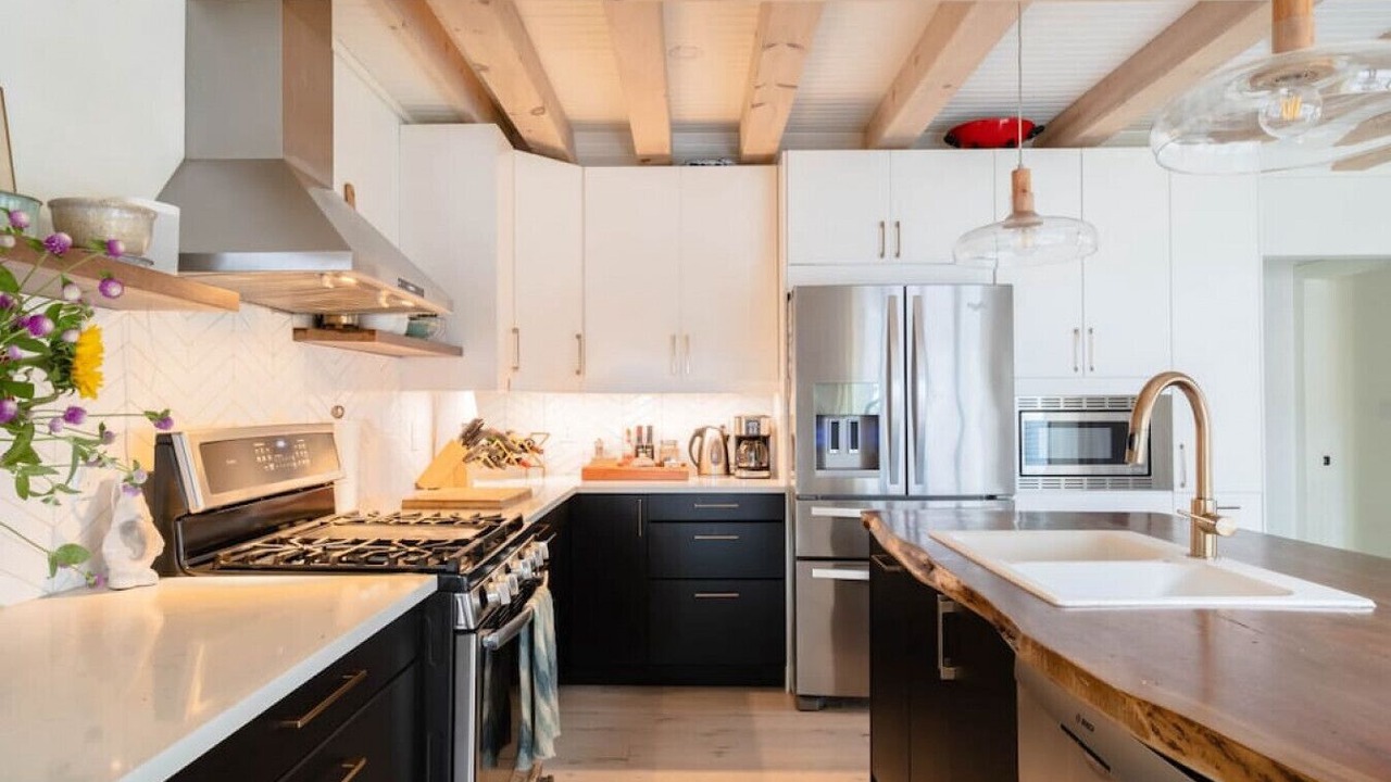 Photo of Kitchen in Puslinch