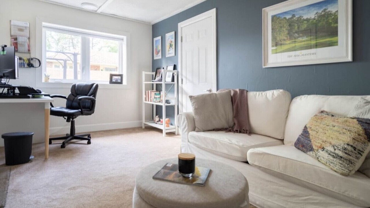 Photo of Livingroom in Puslinch