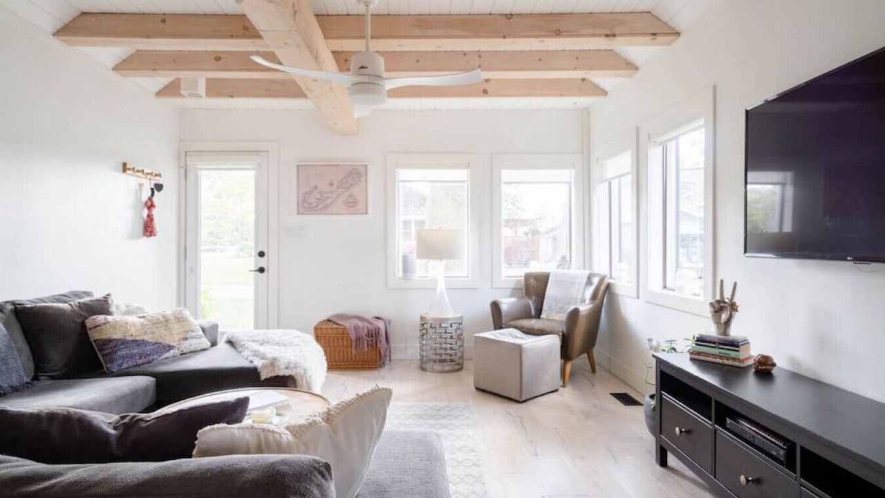 Photo of Livingroom in Puslinch