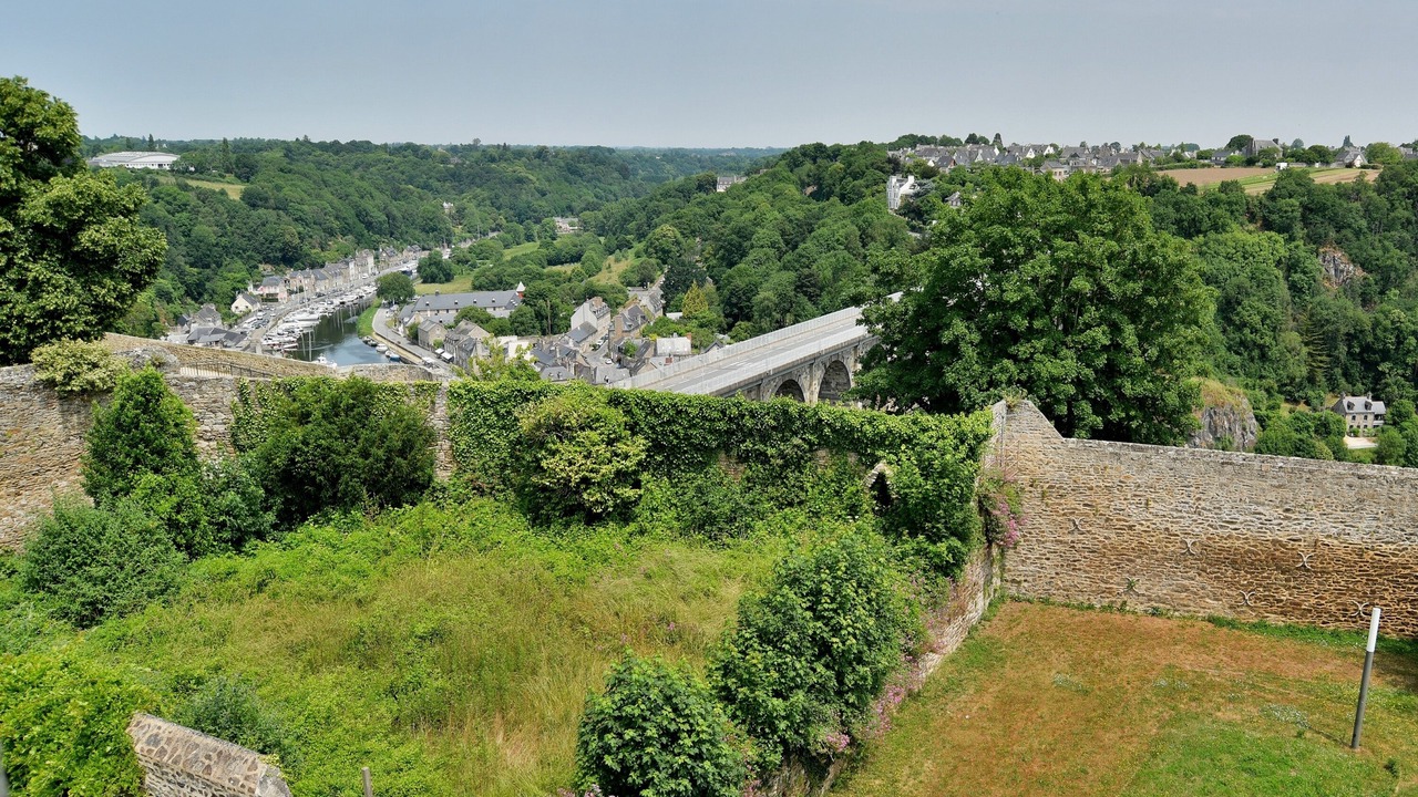 Photo of Outdoor in Dinan