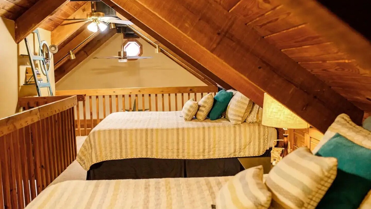 Photo of Bedroom in Cave Spring