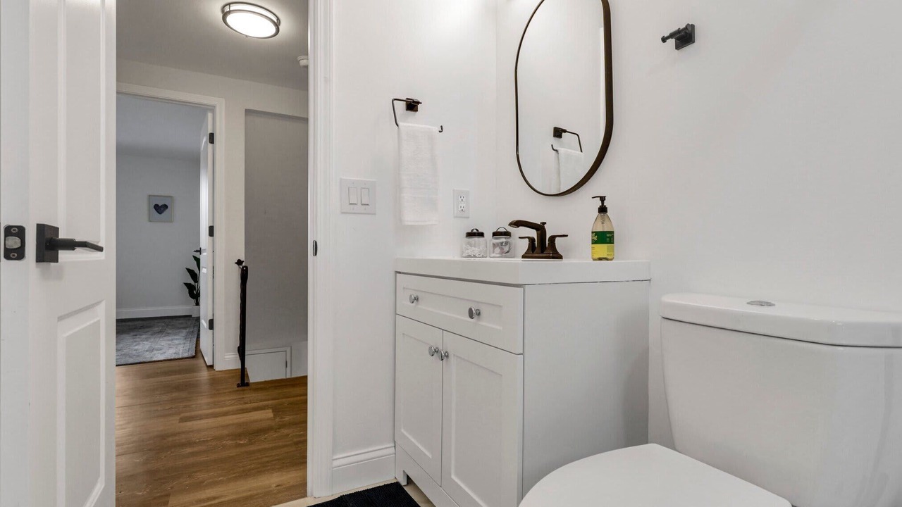 Photo of Bathroom in University District