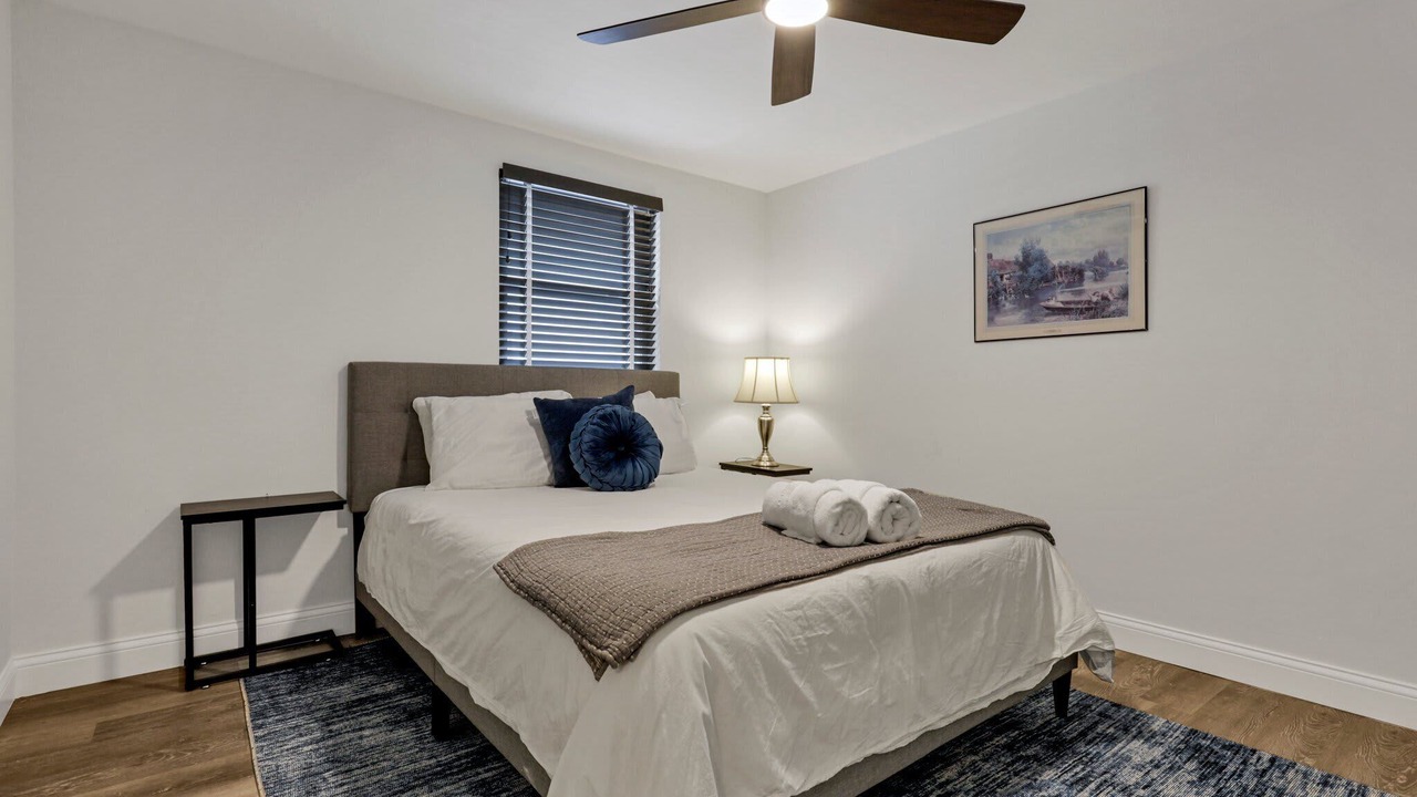 Photo of Bedroom in University District