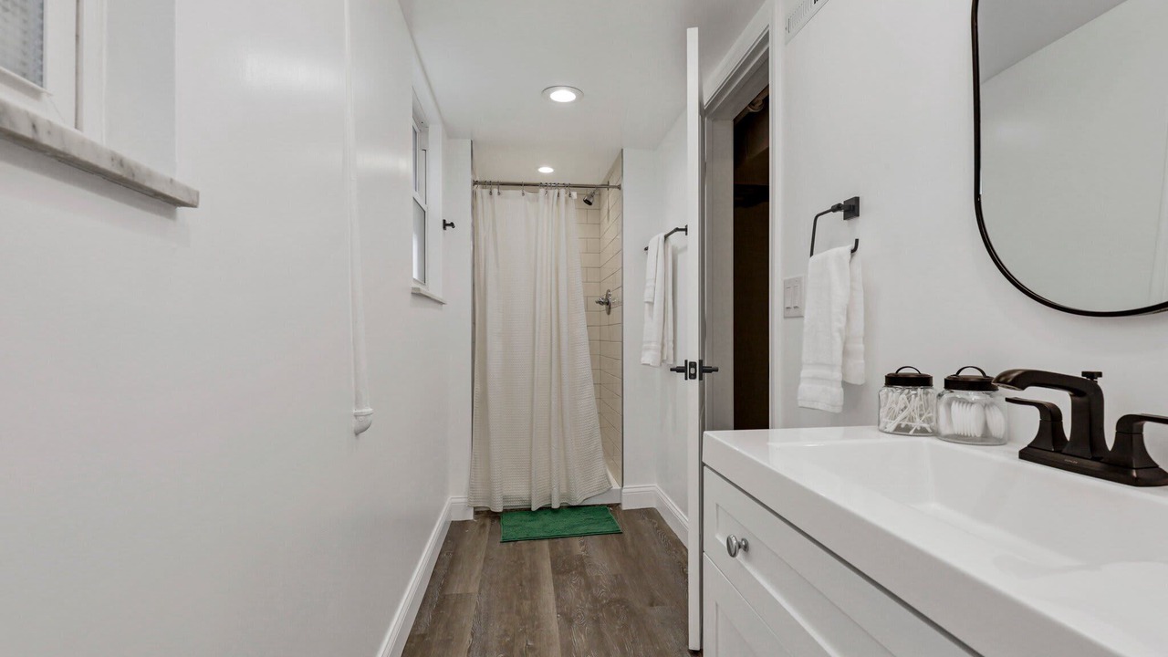 Photo of Bathroom in University District