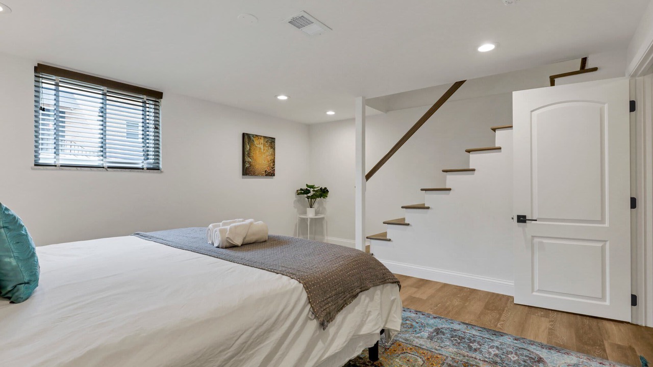 Photo of Bedroom in University District