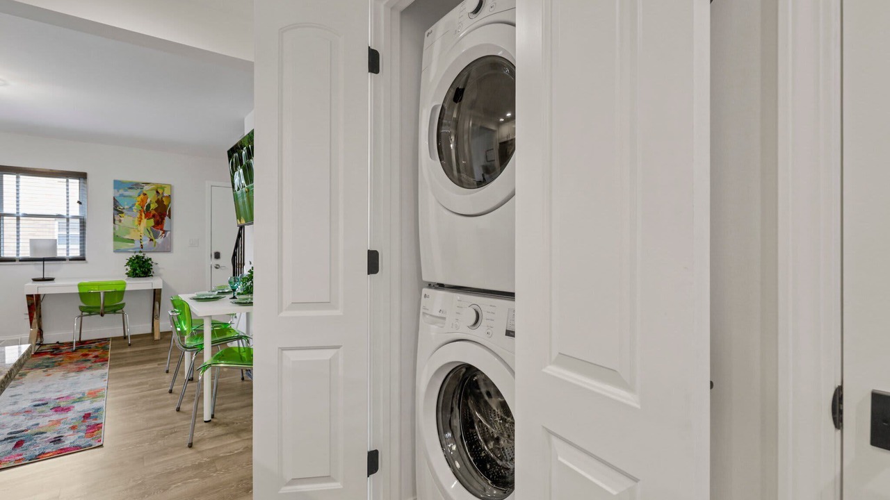 Photo of Others in University District