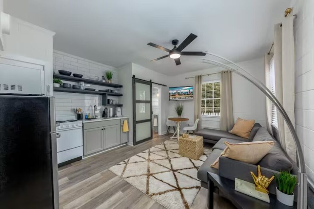 Photo of Livingroom in New Bern