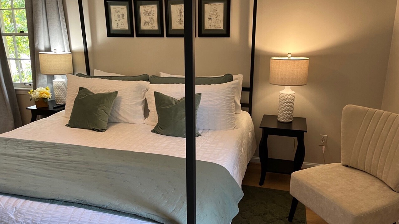 Photo of Bedroom in Tuscaloosa