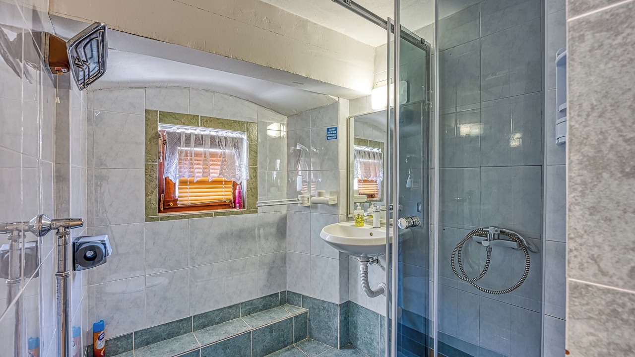 Photo of Bathroom in Beli