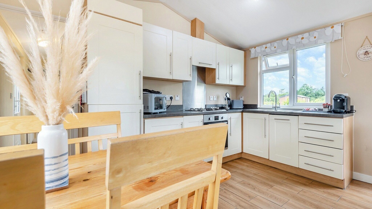 Photo of Others in Cardeston