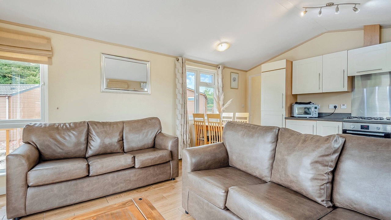 Photo of Others in Cardeston