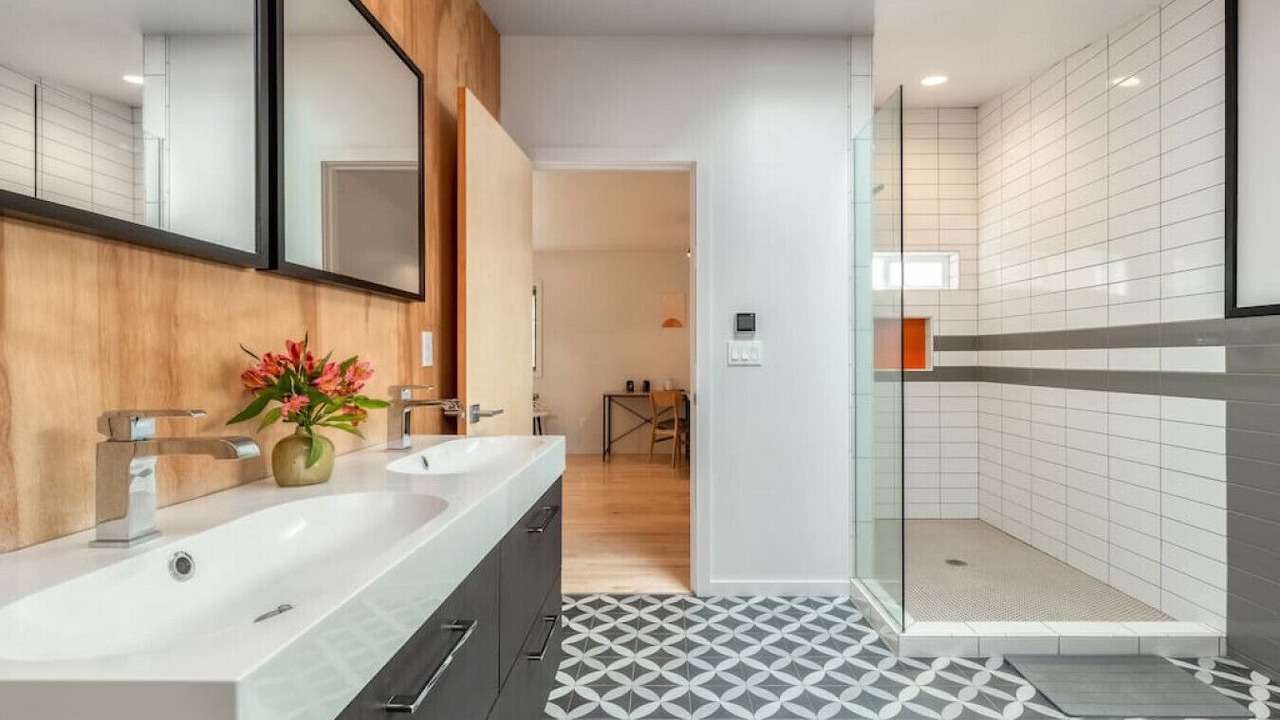 Photo of Bathroom in Walla Walla East