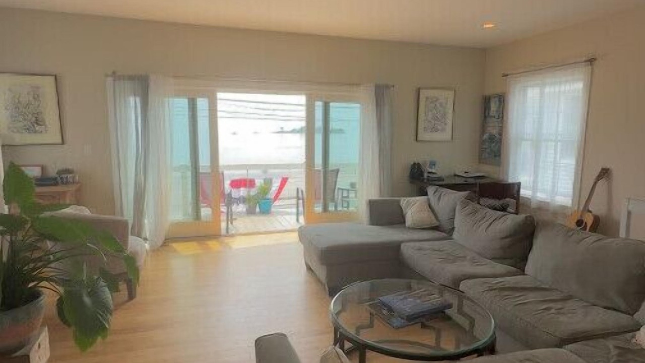 Photo of Livingroom in Milford