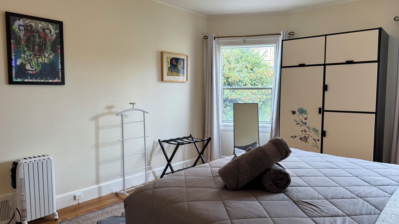 Photo of Bedroom in Cayuga Terrace