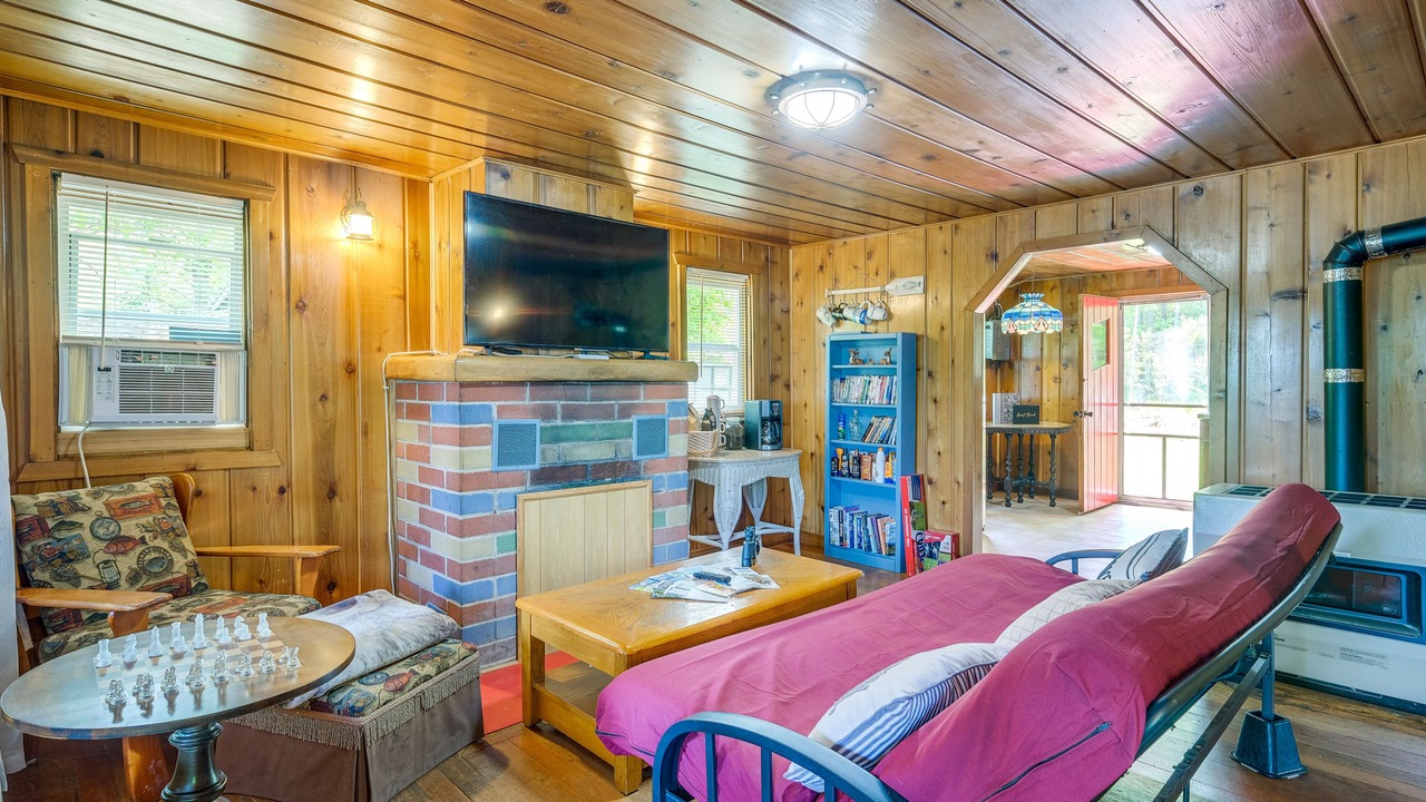 Photo of Bedroom in Herron