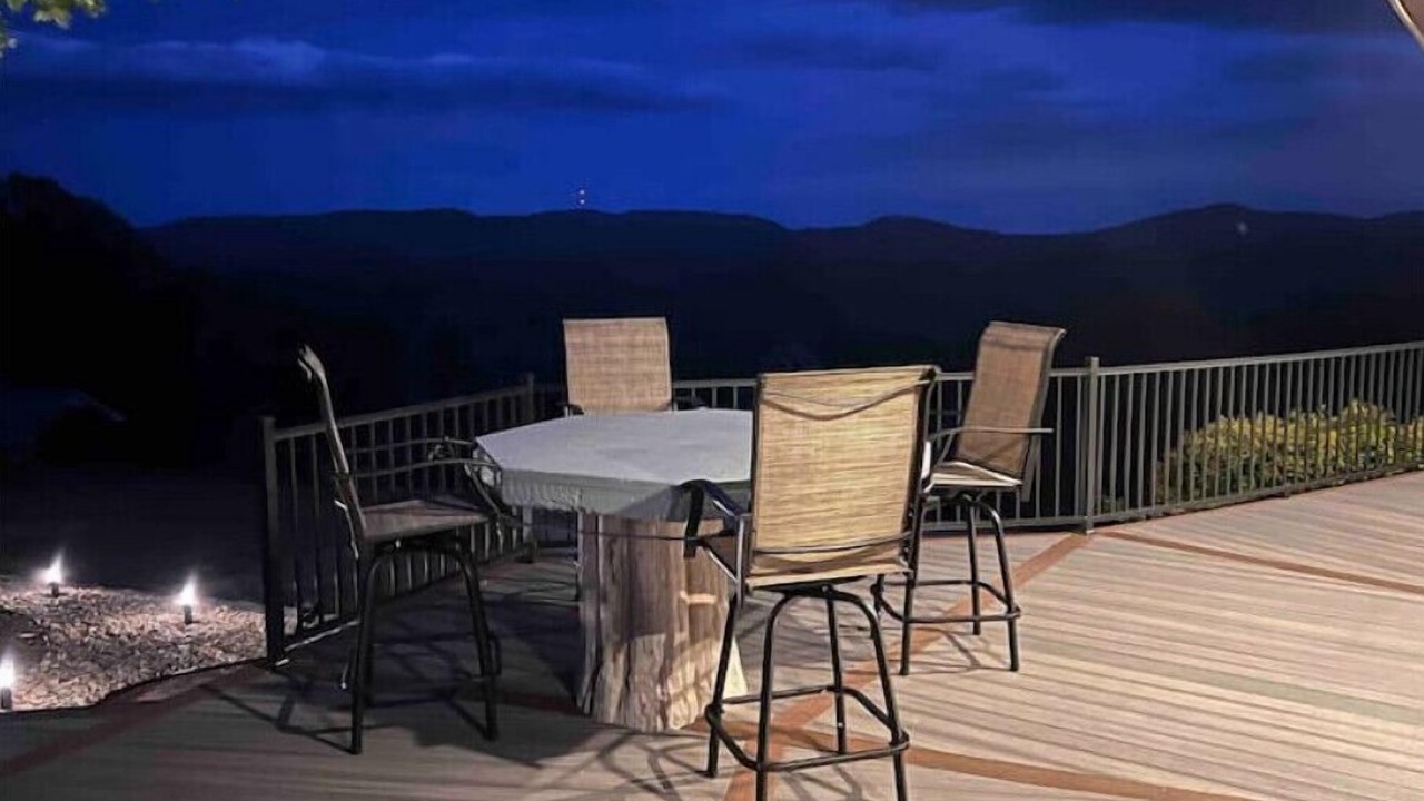 Photo of Outdoor in Saluda