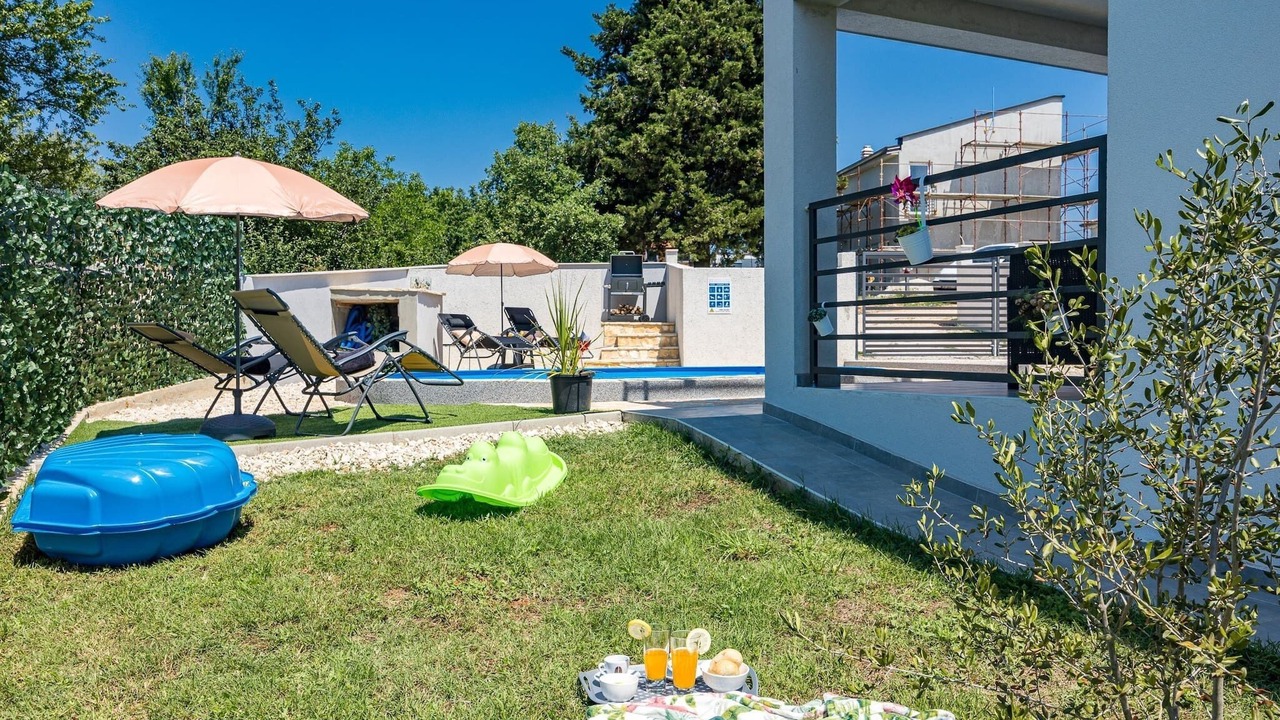 Photo of Outdoor in Baderna