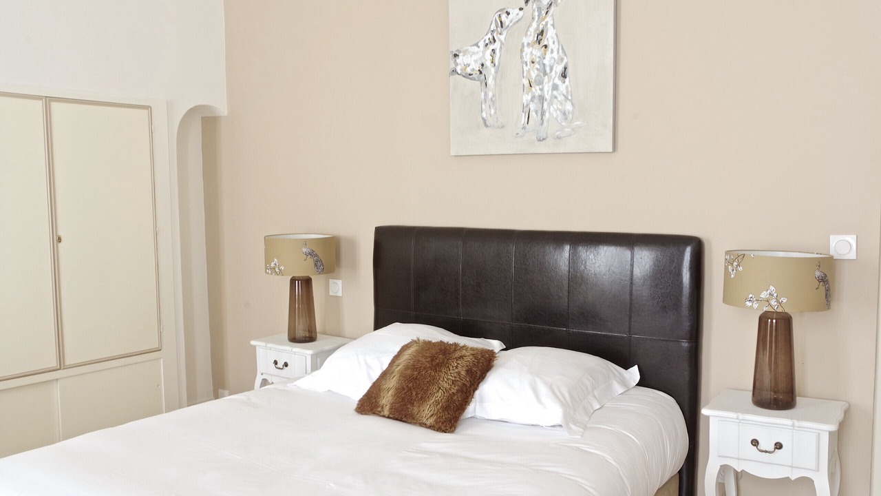 Photo of Bedroom in Hotel de Ville - Quinconces