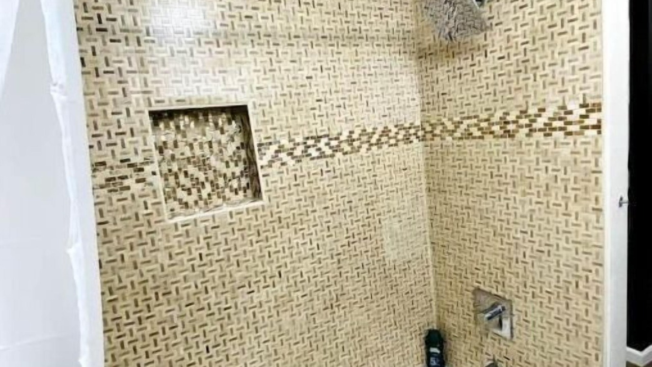 Photo of Bathroom in Klamath Falls