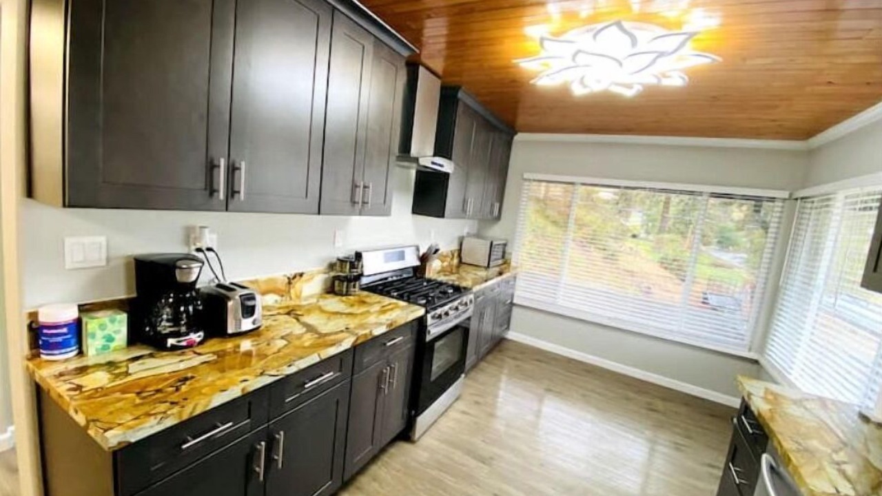 Photo of Kitchen in Klamath Falls