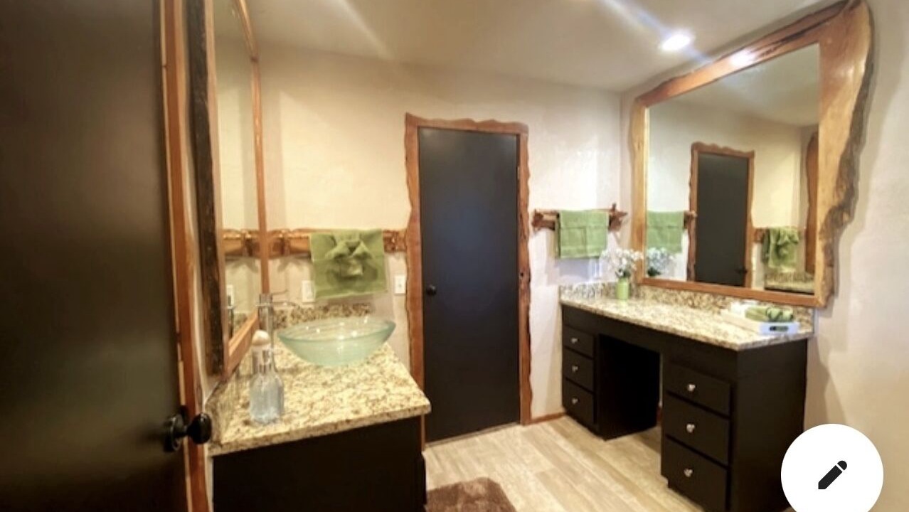 Photo of Bathroom in Timberon