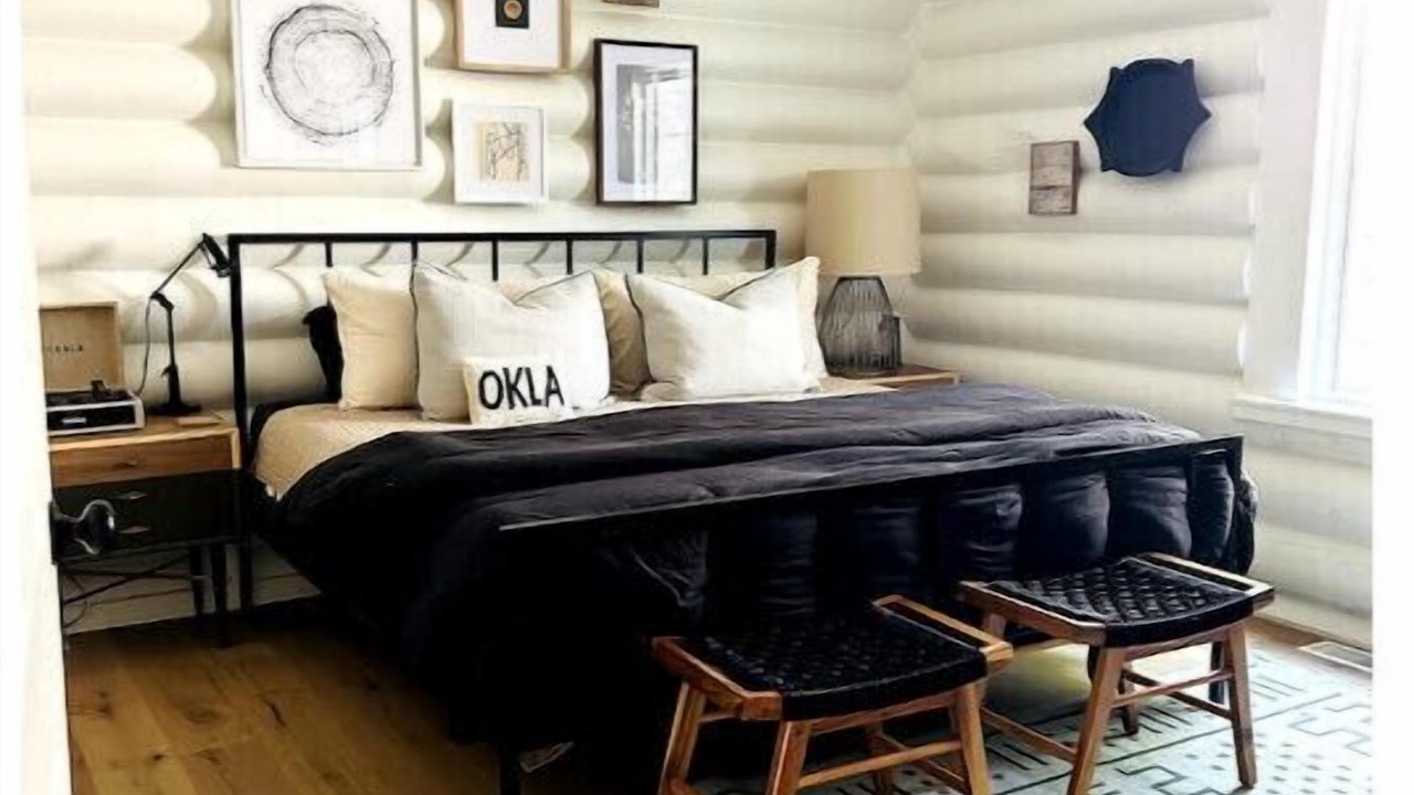 Photo of Bedroom in Sulphur