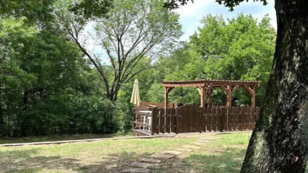 Photo of Outdoor in Sulphur