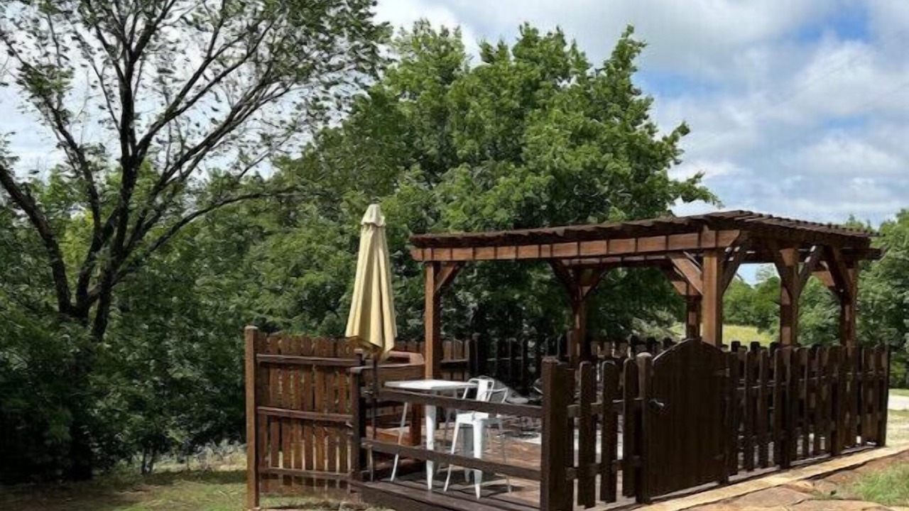 Photo of Outdoor in Sulphur