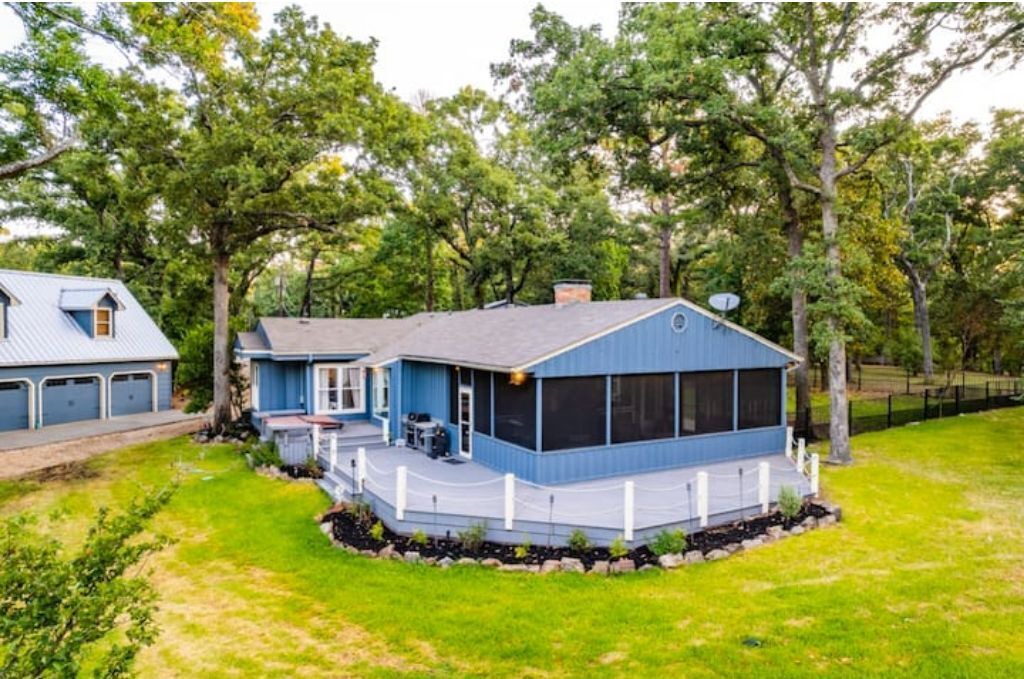 Photo of Outdoor in Quinlan