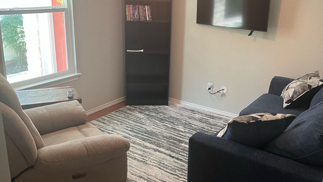 Photo of Livingroom in Bratton Park