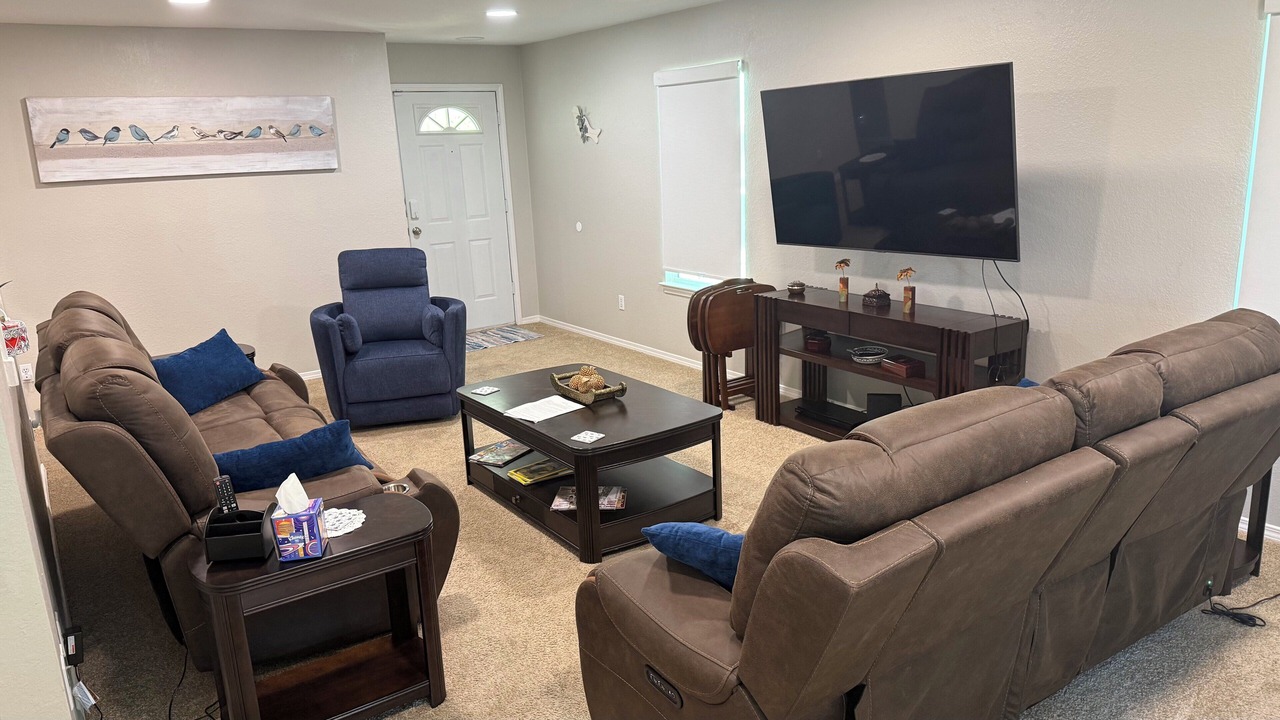 Photo of Livingroom in Bratton Park