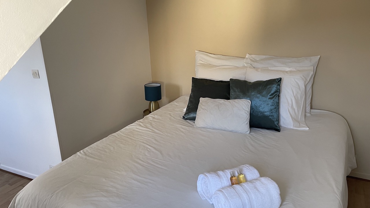 Photo of Bedroom in Nemours