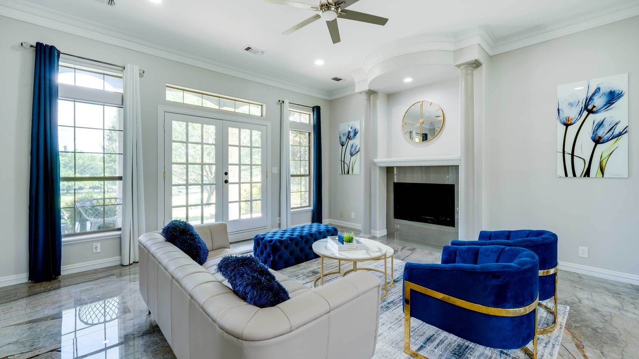 Photo of Livingroom in McKinney